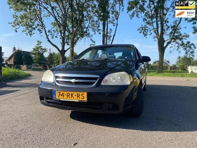 Zwart Gebruikt 2005 Chevrolet Nubira Stationwagen | € 1.849 (Iets duurder) - Afbeelding 1/4