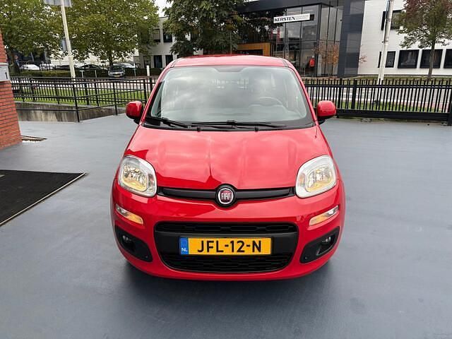 Occasion Fiat Panda Lounge 69 PK (50 kW) 2018 Rood Hatchback