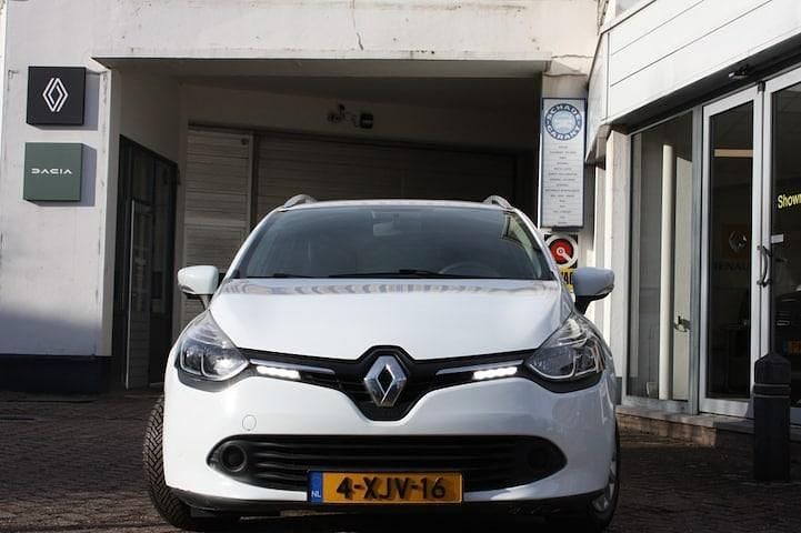 Occasion Renault Clio GrandTour Expression 90 PK (66 kW) 2014 Wit Stationwagen