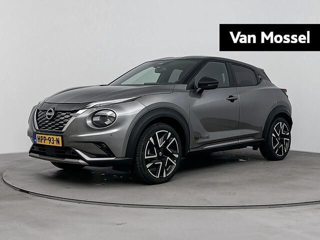 Grijs Gebruikt 2025 Nissan Juke SUV | € 32.940 (Duur) - Afbeelding 1/4