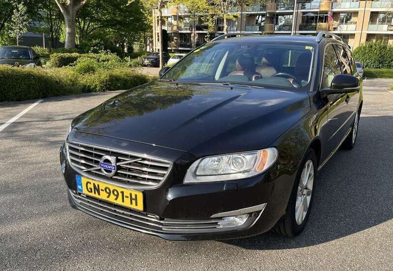 Zwart Gebruikt 2015 Volvo V70 Stationwagen | € 6.850 (Eerlijke prijs) - Afbeelding 1/4