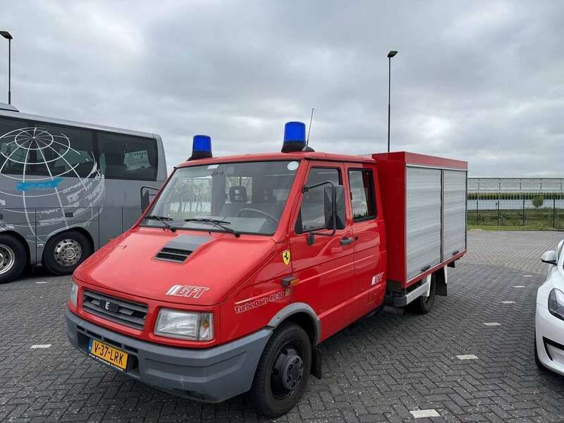Rood Gebruikt 1996 Iveco Daily Van | € 7.990 - Afbeelding 1/4