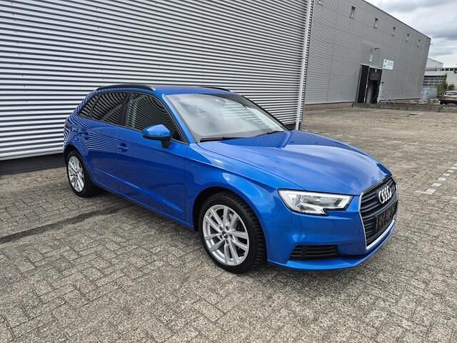 Occasion Audi A3 Sportback Design 116 PK (85 kW) 2019 Blauw Hatchback