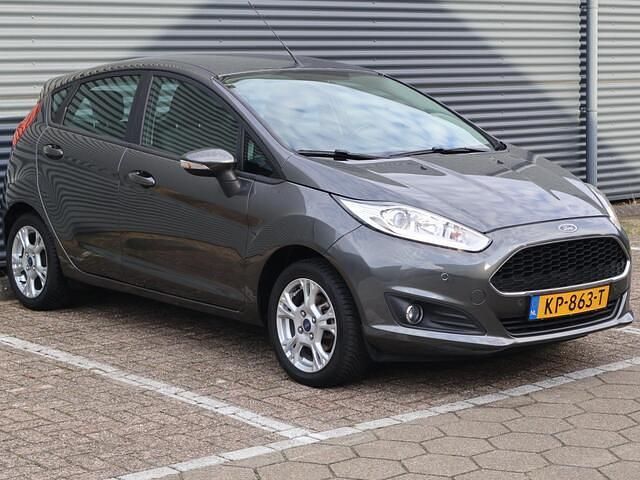 Occasion Ford Fiesta Style 80 PK (58 kW) 2016 Grijs Hatchback