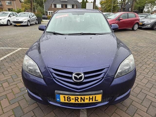 Blauw Gebruikt 2005 Mazda 3 Inclusive Hatchback | € 1.999 (Eerlijke prijs) - Afbeelding 1/3