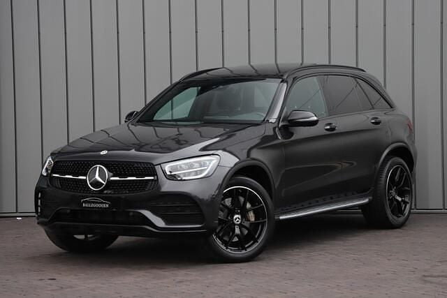 Grijs Gebruikt 2022 Mercedes GLC300 Premium SUV | € 47.500 (Goede deal) - Afbeelding 1/4