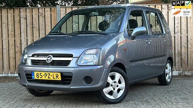 Grijs Gebruikt 2005 Opel Agila Hatchback | € 1.499 (Eerlijke prijs) - Afbeelding 1/4