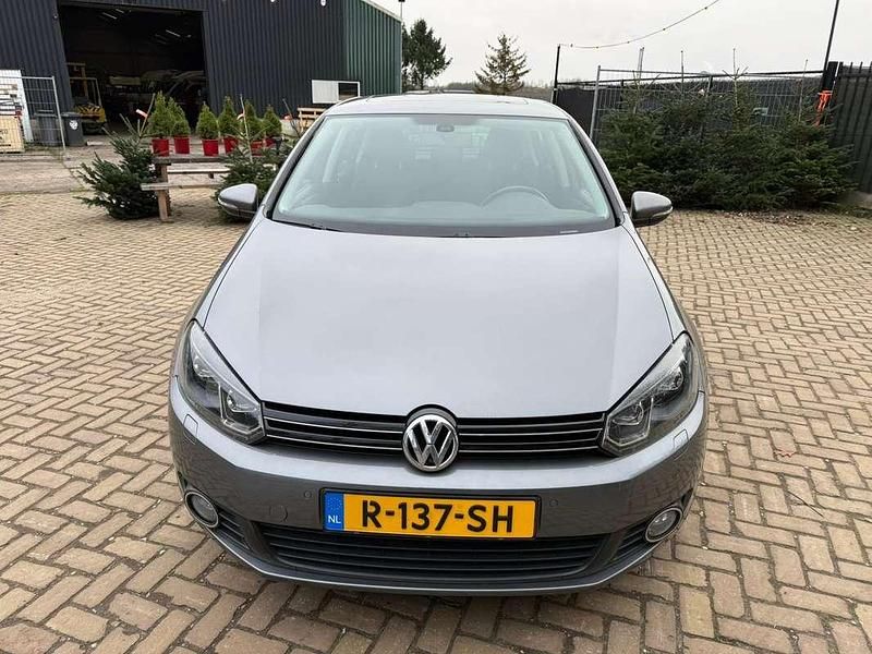 Grijs Gebruikt 2010 VW Golf VI Highline Hatchback | € 5.999 (Iets duurder) - Afbeelding 1/4