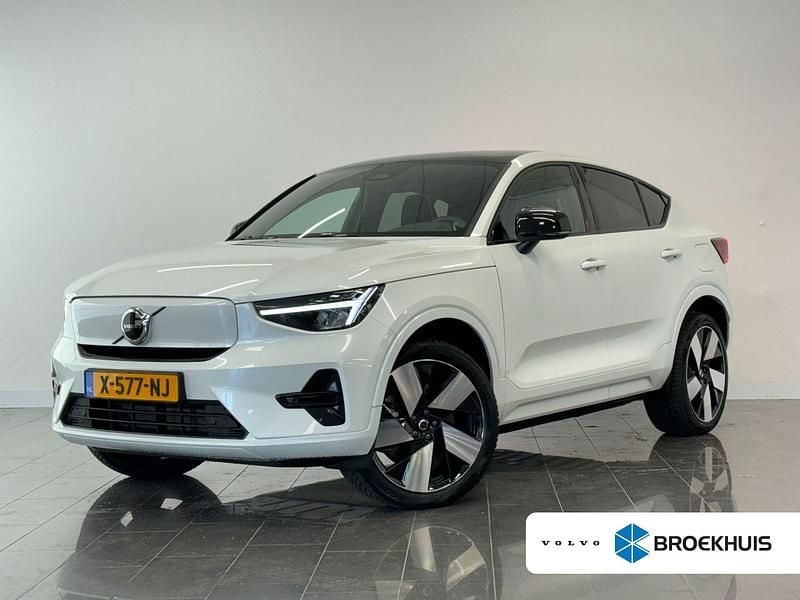 Wit Gebruikt 2023 Volvo EC40 Plus SUV | € 40.945 - Afbeelding 1/4
