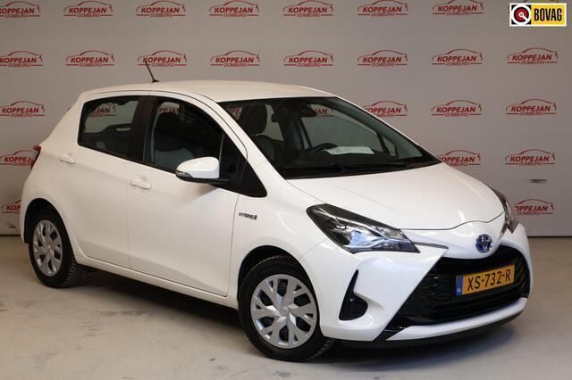 Wit Gebruikt 2019 Toyota Yaris Active Hatchback | € 16.445 (Eerlijke prijs) - Afbeelding 1/4