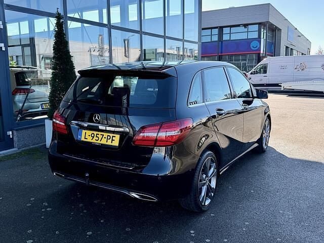 Occasion Mercedes B180 Prestige 123 PK (90 kW) 2017 Mpv MPV