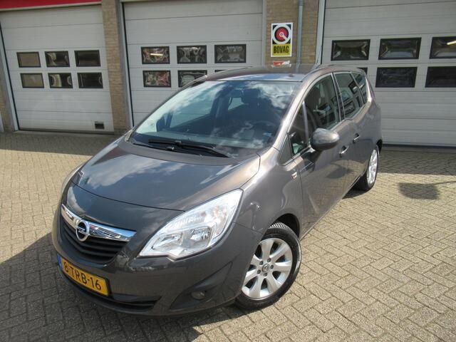 Grijs, metallic lak Gebruikt 2014 Opel Meriva MPV | € 7.500 (Iets duurder) - Afbeelding 1/4
