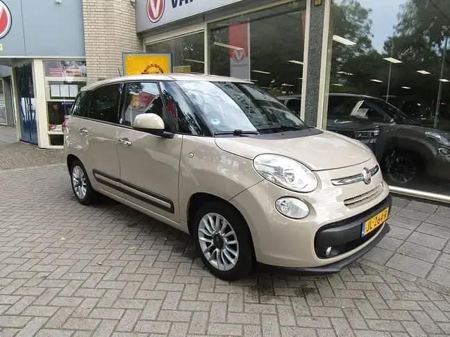 Bruin Gebruikt 2016 Fiat 500L MPV | € 8.900 (Eerlijke prijs) - Afbeelding 1/4