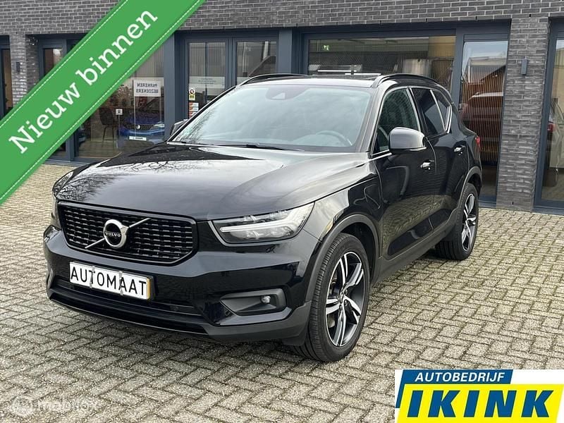 Zwart Occasion 2021 Volvo XC40 R-Design SUV | € 25.950 (Goede deal) - Afbeelding 1/4