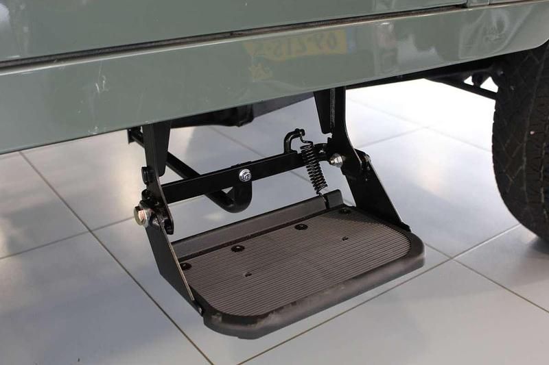 Occasion Land Rover Defender 123 PK (90 kW) 2010 Grijs SUV