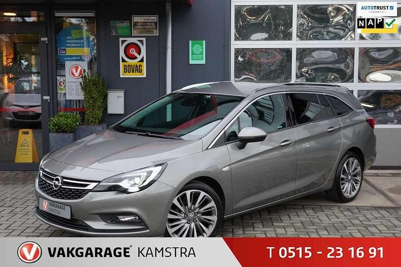 Bruin Gebruikt 2016 Opel Astra Innovation Stationwagen | € 12.650 (Iets duurder) - Afbeelding 1/3