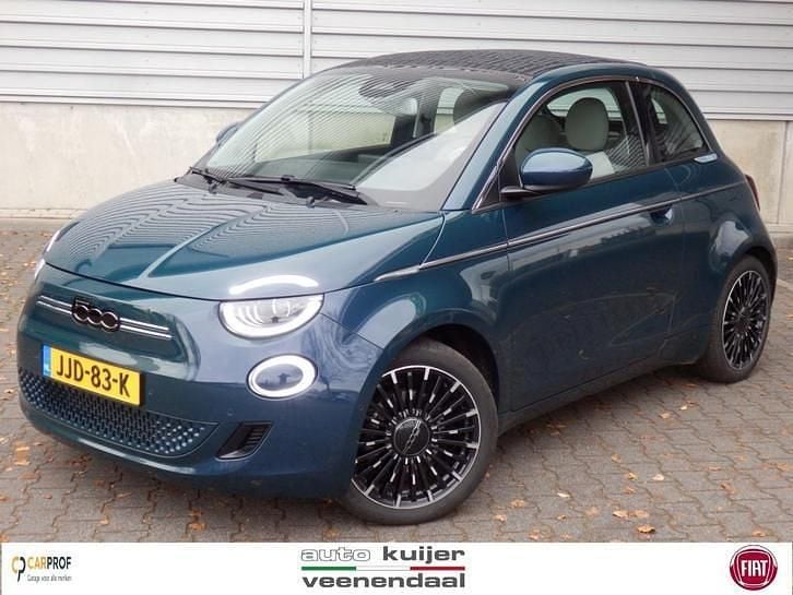 Blauw (metallic) Occasion 2023 Fiat 500e La Prima Cabriolet | € 21.940 (Eerlijke prijs) - Afbeelding 1/4