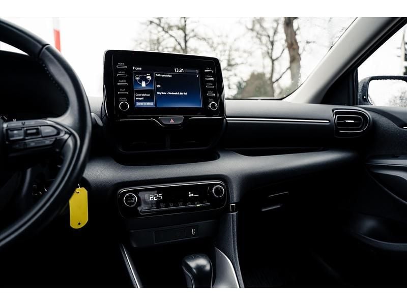 Occasion Toyota Yaris Edition 93 PK (68 kW) 2020 Bruin Hatchback