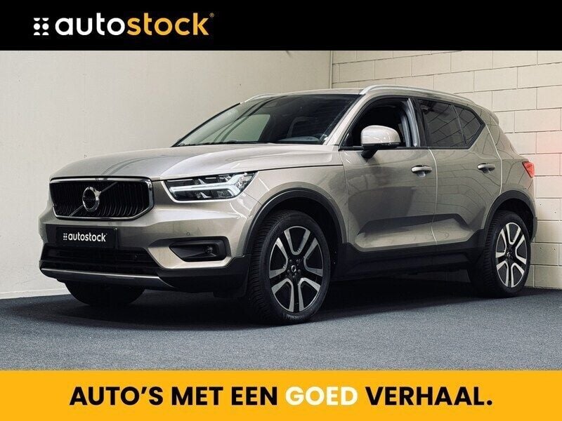 Grijs Gebruikt 2021 Volvo XC40 Business Edition SUV | € 29.899 (Goede deal) - Afbeelding 1/4