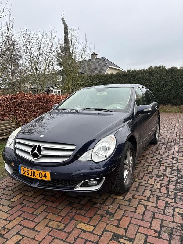Blauw Occasion 2006 Mercedes R350 MPV | € 7.250 (Eerlijke prijs) - Afbeelding 1/4