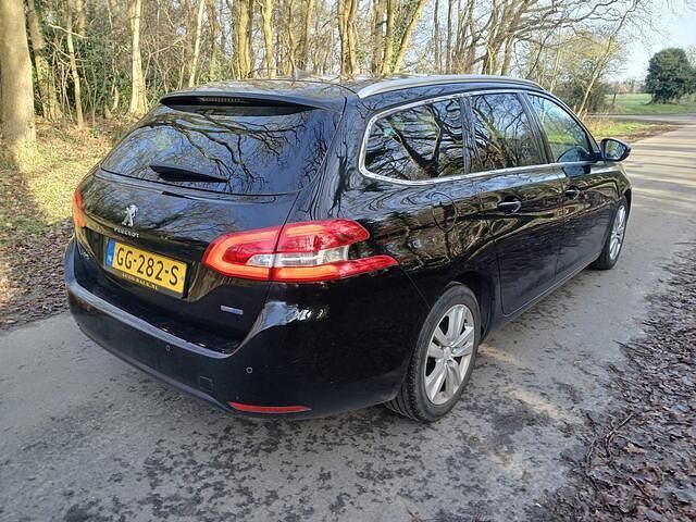 Occasion Peugeot 308 SW 120 PK (88 kW) 2015 Zwart Stationwagen