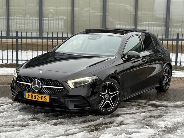 Zwart Occasion 2018 Mercedes A200 Business Hatchback | € 17.999 (Eerlijke prijs) - Afbeelding 1/4