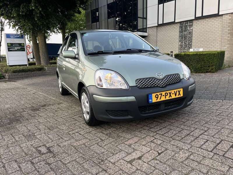 Groen Gebruikt 2005 Toyota Yaris Sol Hatchback | € 2.200 (Eerlijke prijs) - Afbeelding 1/4
