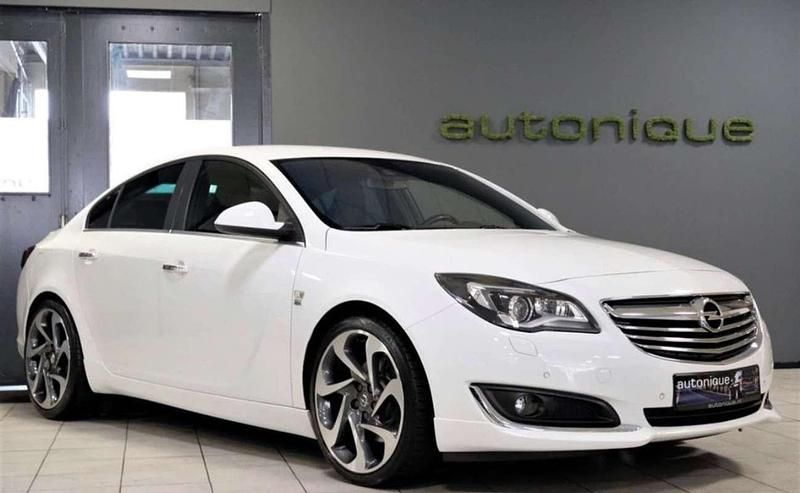 Occasion Opel Insignia Cosmo 250 PK (183 kW) 2013 Wit Sedan