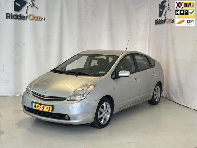 Grijs Gebruikt 2005 Toyota Prius Hatchback | € 2.699 (Goede deal) - Afbeelding 1/4