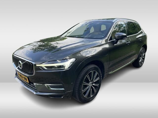 Grijs Gebruikt 2018 Volvo XC60 Inscription SUV | € 33.950 - Afbeelding 1/4