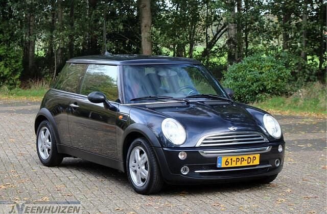 Zwart Gebruikt 2004 Mini ONE Pepper Hatchback | € 2.799 (Eerlijke prijs) - Afbeelding 1/4