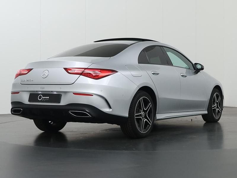 Occasion Mercedes CLA250 Premium Plus 218 PK (160 kW) 2022 Grijs Sedan