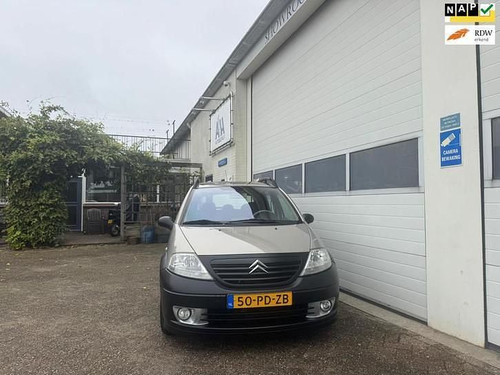 Beige Gebruikt 2004 Citroën C3 Hatchback | € 3.499 (Eerlijke prijs) - Afbeelding 1/4