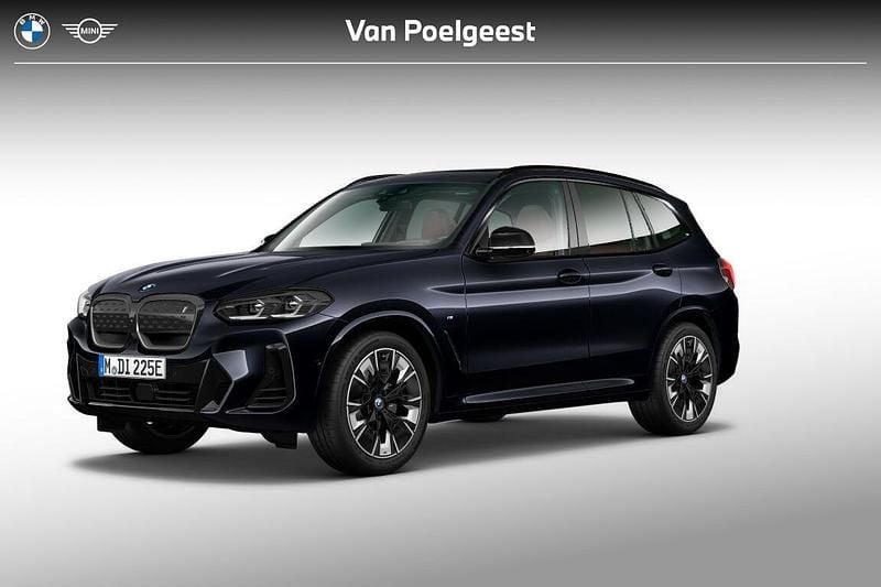 M carbonschwarz metallic (zwart metallic) Gebruikt 2024 BMW iX3 Executive SUV | € 56.900 (Eerlijke prijs) - Afbeelding 1/4