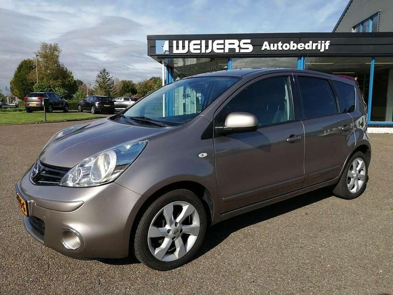 Beige, metallic lak Gebruikt 2013 Nissan Note MPV | € 4.900 (Eerlijke prijs) - Afbeelding 1/4