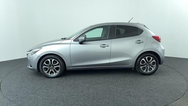 Occasion Mazda 2 90 PK (66 kW) 2015 Aluminum metallic (38p) Hatchback