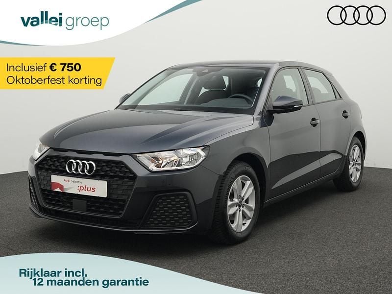 Grijs Gebruikt 2024 Audi A1 Sportback S-Line Hatchback | € 26.500 (Goede deal) - Afbeelding 1/4