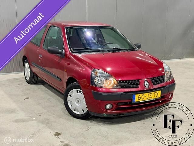 Occasion Renault Clio II 75 PK (55 kW) 2002 Rood Hatchback
