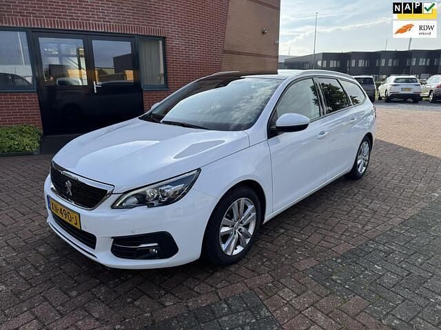 Occasion Peugeot 308 SW 110 PK (80 kW) 2019 Wit Stationwagen