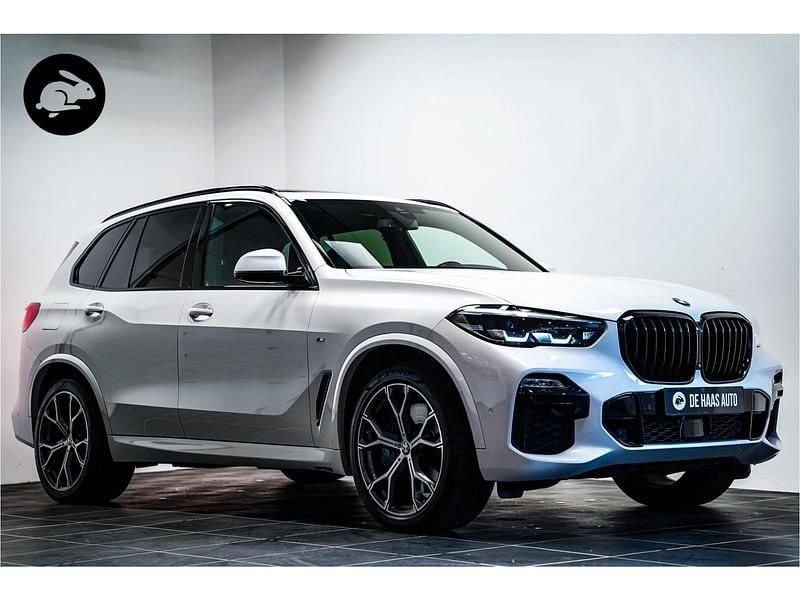 Wit Gebruikt 2020 BMW X5 Executive SUV | € 55.900 (Eerlijke prijs) - Afbeelding 1/4