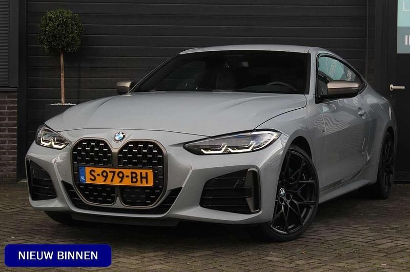 Grijs Gebruikt 2022 BMW 440 M Sport Coupé | € 59.995 - Afbeelding 1/4