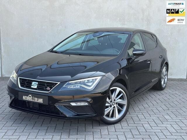 Zwart Gebruikt 2017 Seat Leon FR Hatchback | € 15.450 (Eerlijke prijs) - Afbeelding 1/4