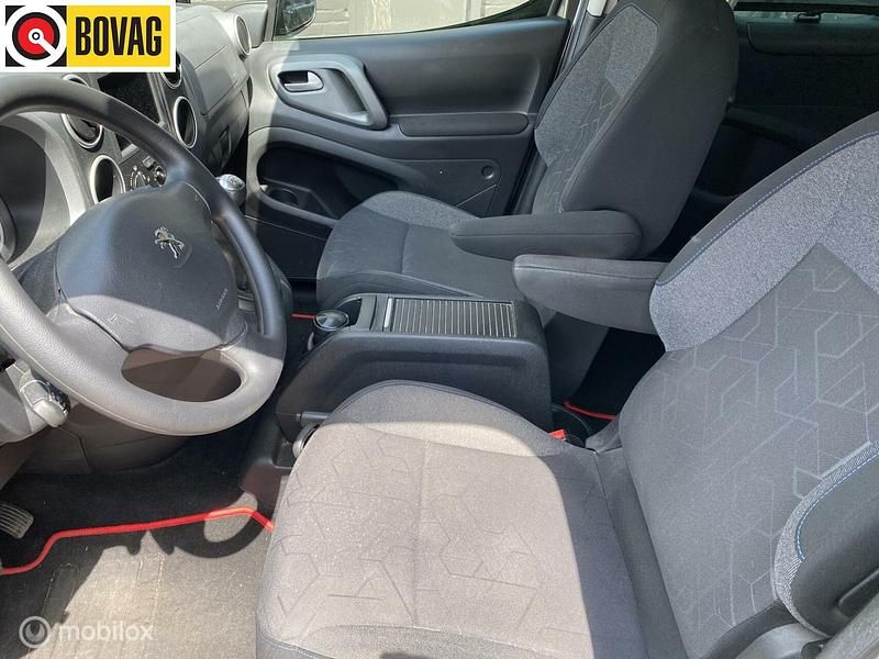 Occasion Peugeot Partner Allure 110 PK (80 kW) 2018 Grijs MPV