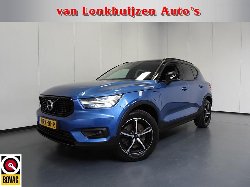 Blauw Gebruikt 2020 Volvo XC40 R-Design SUV | € 29.140 (Eerlijke prijs) - Afbeelding 1/4