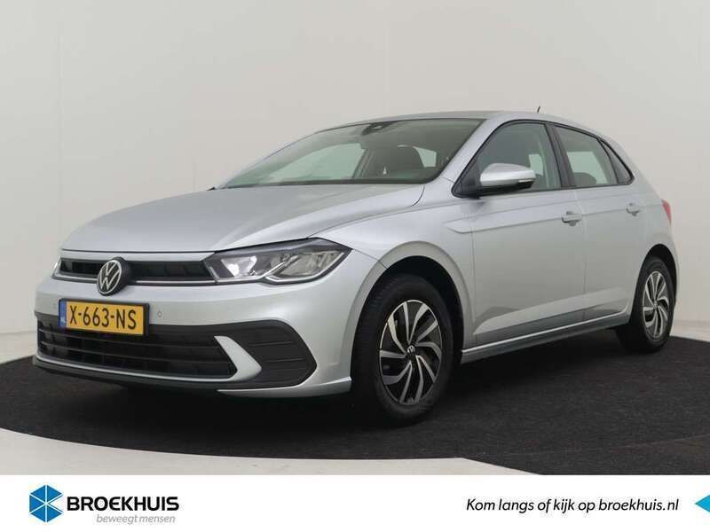 Zilver Gebruikt 2024 VW Polo Life Hatchback | € 20.400 (Eerlijke prijs) - Afbeelding 1/4