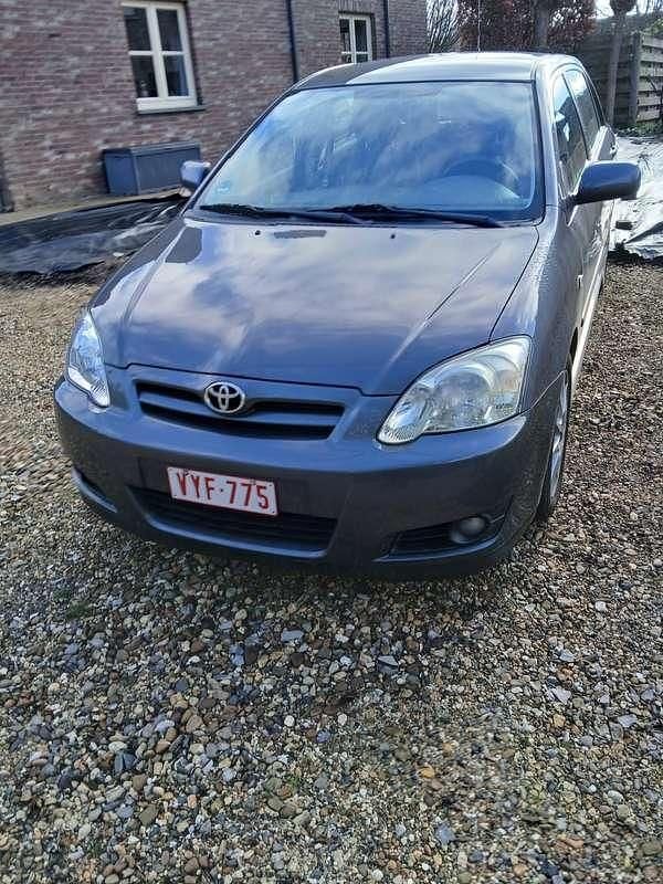 Occasion 2007 Toyota Corolla Edition Sedan | € 1.500 - Afbeelding 1/4