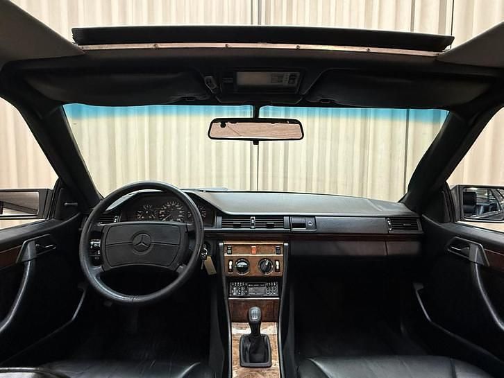 Occasion Mercedes E230 132 PK (97 kW) 1990