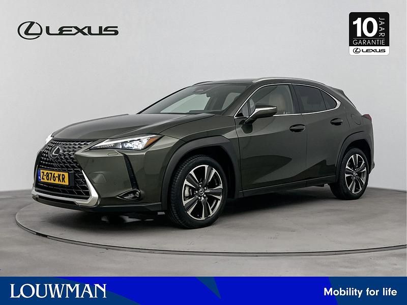 Groen Gebruikt 2024 Lexus UX Luxury Line SUV | € 47.450 - Afbeelding 1/4