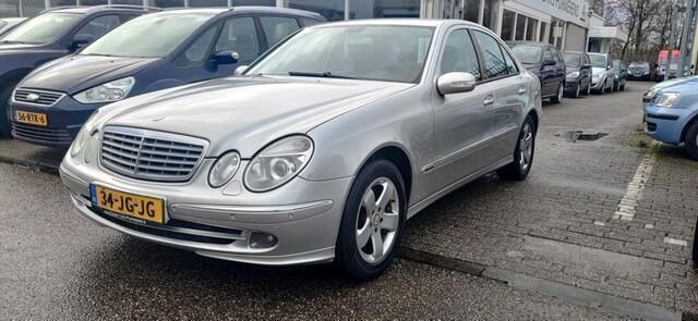 Occasion Mercedes E240 Avantgarde 177 PK (130 kW) 2002 Grijs Sedan