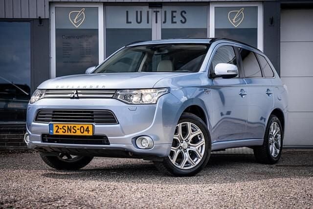 Blauw Gebruikt 2013 Mitsubishi Outlander Instyle SUV | € 8.900 (Goede deal) - Afbeelding 1/4